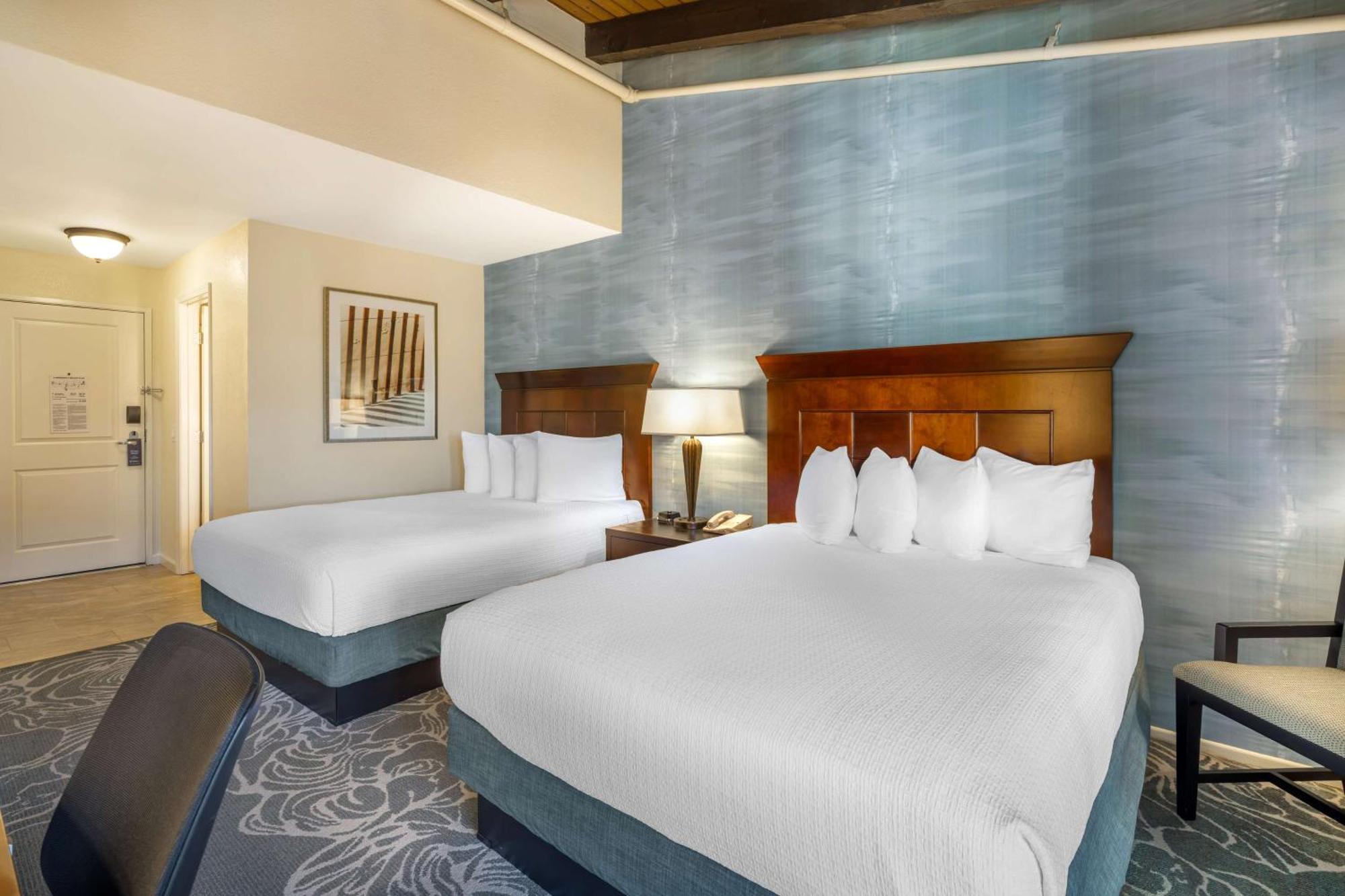 Western Hotel Carpinteria