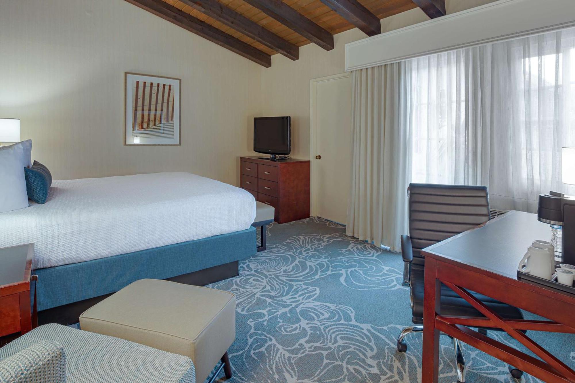 Western Hotel Carpinteria